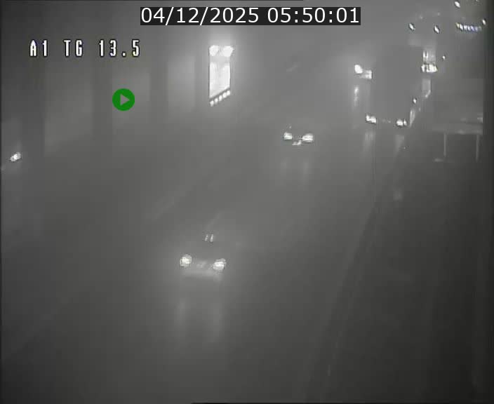 Traffic live webcam Luxembourg Senningen - A1 direction Luxembourg - BK 13.5