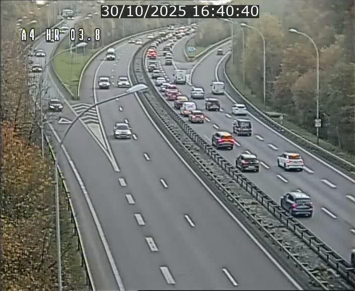 Webcam traffic A4 Luxembourg - BK 3.8 - Leudelange (direction Esch sur Alzette)