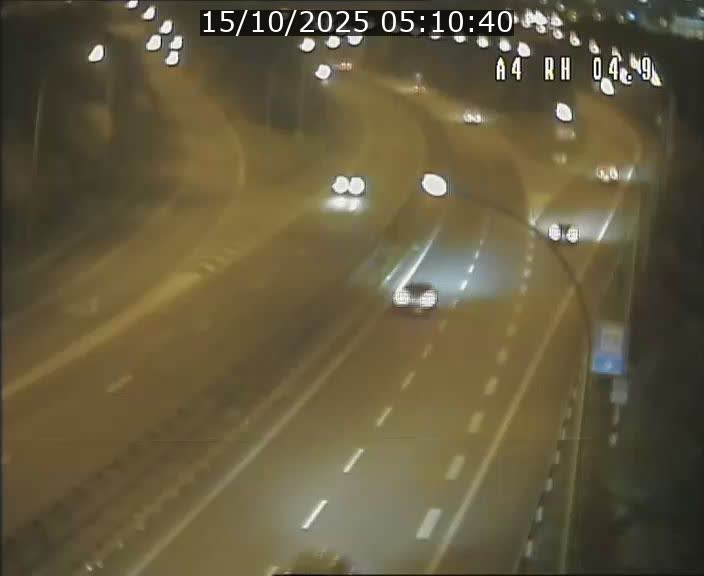 Traffic live webcam Luxembourg Leudelange - A4 - BK 4.9 - direction Luxembourg