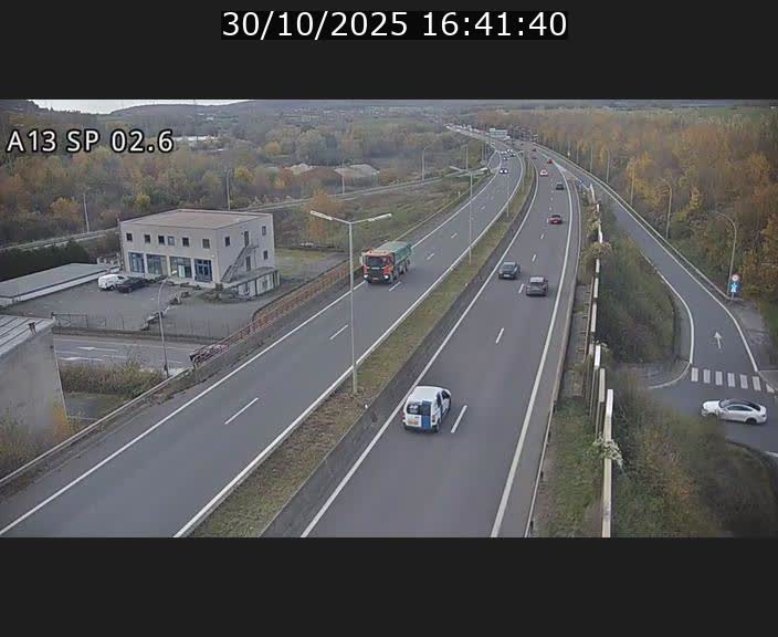 Traffic live webcam Luxembourg Sanem - A13 direction Pétange - BK 2.6