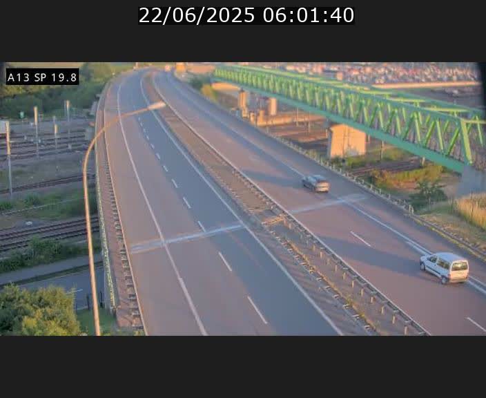 Traffic live webcam Luxembourg Croix de Bettembourg - A13 direction Esch-sur-Alzette - BK 19.8