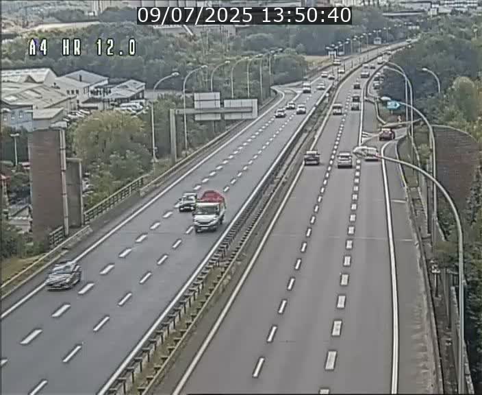 Traffic live webcam Luxembourg Jonction Foetz - A4 - BK 12.0 - direction Esch sur Alzette