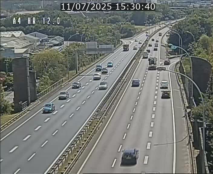 Traffic live webcam Luxembourg Jonction Foetz - A4 - BK 12.0 - direction Esch sur Alzette