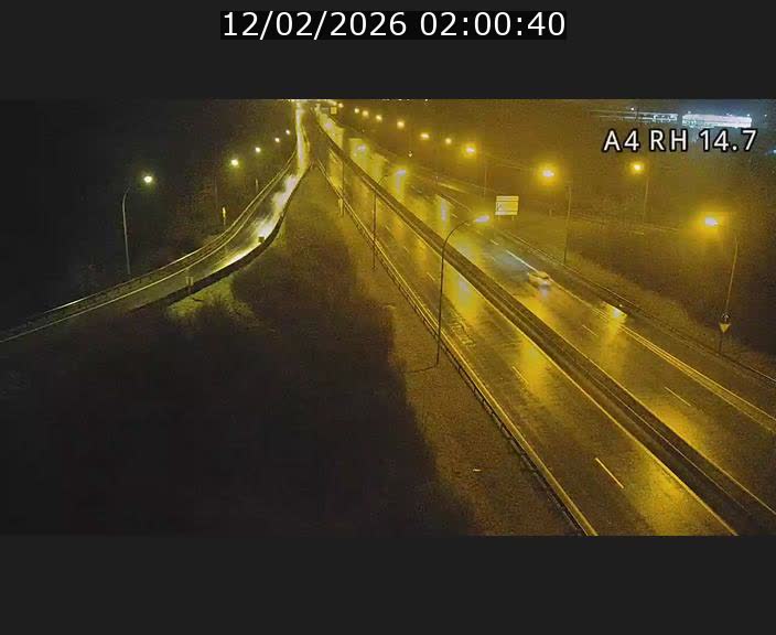 Traffic live webcam Luxembourg Jonction Lankelz - A4 - BK 14.7 - direction Luxembourg