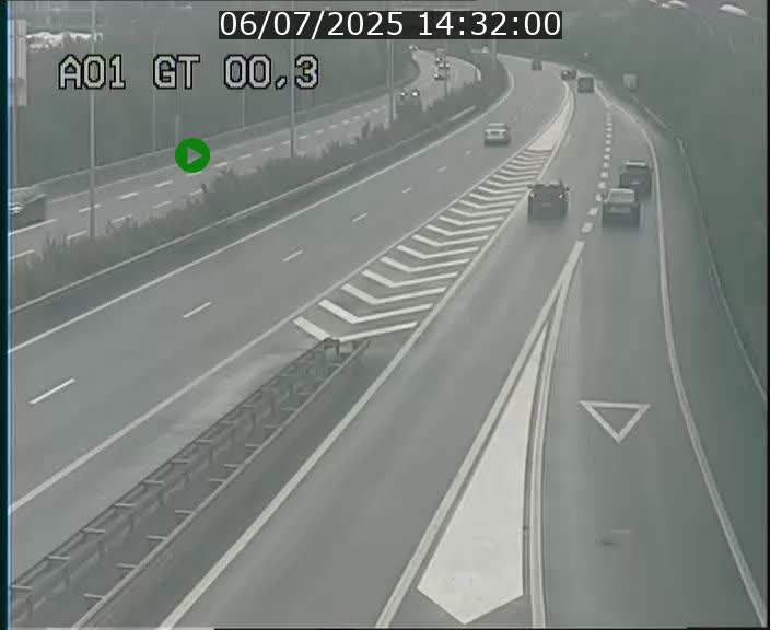 Traffic live webcam Luxembourg Croix de Gasperich - A1 direction Kirchberg - BK 0.3