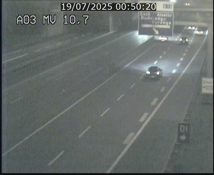 Traffic live webcam Luxembourg Croix de Bettembourg - A3 - BK 10.7 - direction France