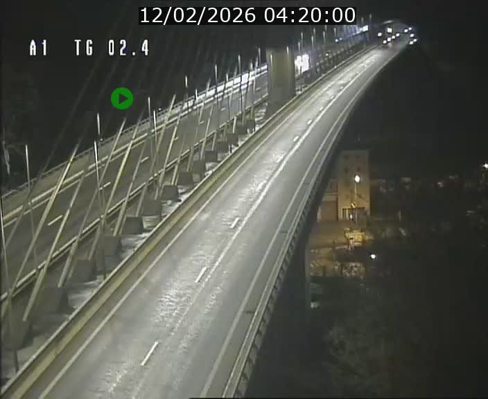 Traffic live webcam Luxembourg Sandweiler - A1 direction Luxembourg-ville - BK 2.4