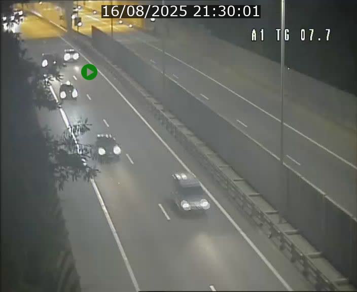 Traffic live webcam Luxembourg Kirchberg - A1 direction Luxembourg-ville - BK 7.7