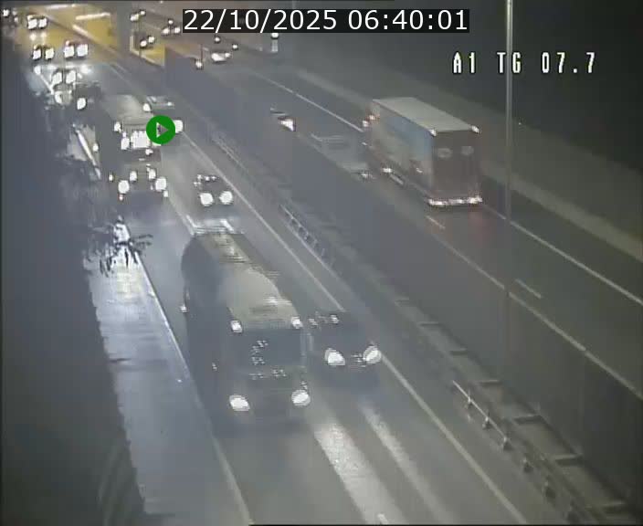 Traffic live webcam Luxembourg Kirchberg - A1 direction Luxembourg-ville - BK 7.7