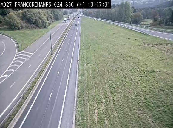 Caméra autoroutière à proximité du circuit de Spa-Francorchamps à Stavelot sur l'A27/E42