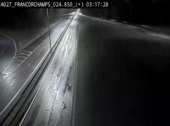 Caméra autoroutière à proximité du circuit de Spa-Francorchamps à Stavelot sur l'A27/E42