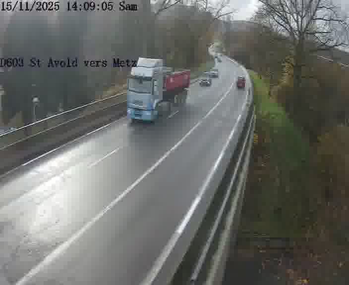 Clone of Webcam sur la D603 située à proximité de Saint-Avold. Vue orientée vers Metz