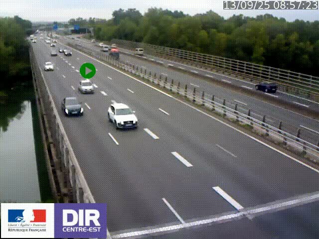 Caméra trafic à la jonction entre l'A46 (Rocade-est de Lyon) et l'A42 à hauteur de Vault-en-Velin en direction de Marseille
