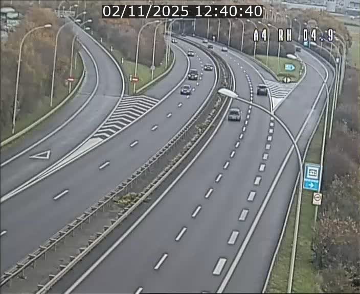 Traffic live webcam Luxembourg Leudelange - A4 - BK 4.9 - direction Luxembourg