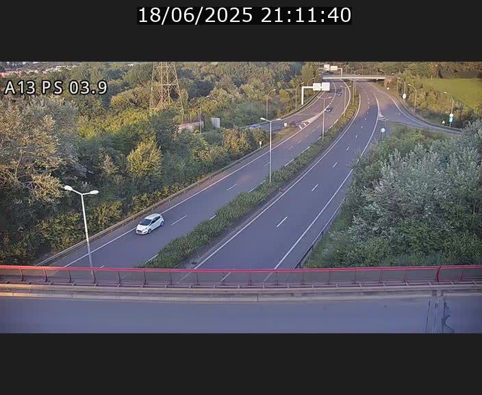 Traffic live webcam Luxembourg Differdange - A13 direction Esch-sur-Alzette - BK 3.9