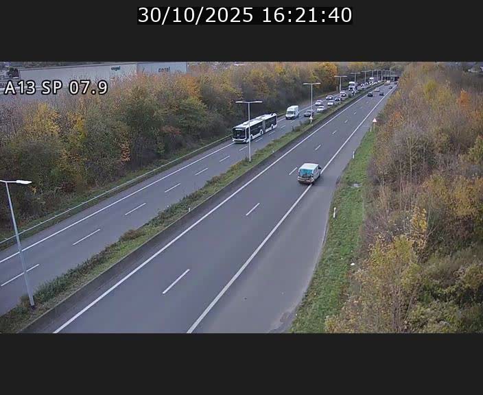Traffic live webcam Luxembourg Jonction Lankelz - A13 direction Pétange - BK 7.9