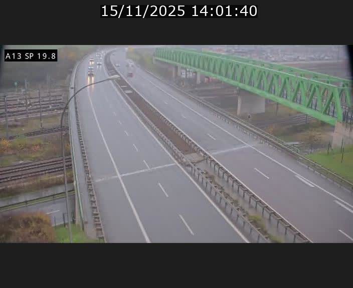 Traffic live webcam Luxembourg Croix de Bettembourg - A13 direction Esch-sur-Alzette - BK 19.8