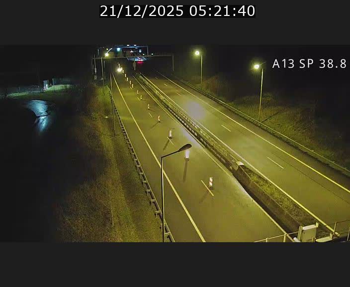 Webcam autoroute A13 à l'entrée ouest du tunnel Markusbierg à Schengen. Vue orientée vers le tunnel et l'Allemagne