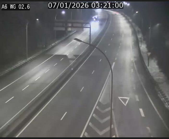 Traffic live webcam Luxembourg Croix de Cessange - A6 - BK 2.6 - direction France/Allemagne