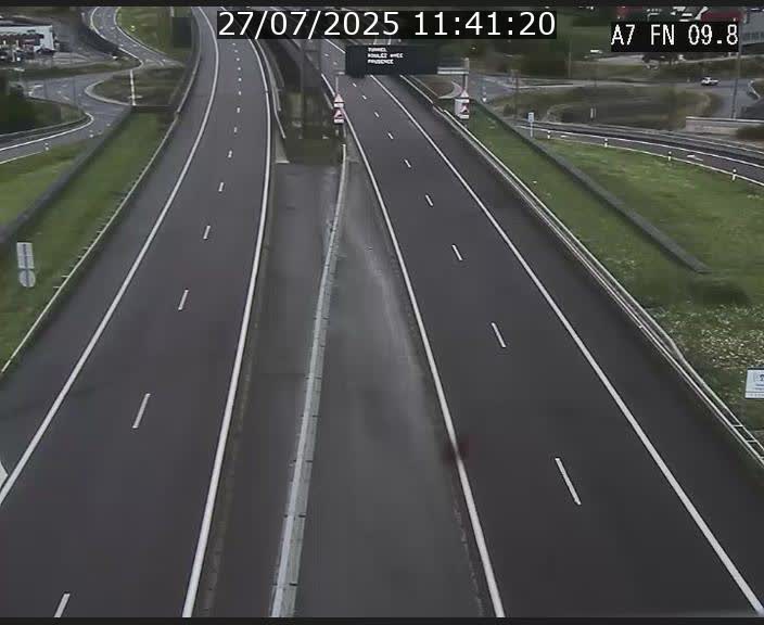 Caméra trafic Luxembourg - A7, Tunnel Gousselerbierg, sortie sud, direction rond-point Lorentzweiler (BK 9.9)
