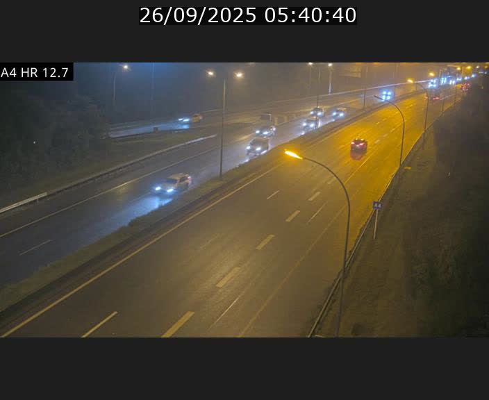 Traffic live webcam Luxembourg Esch sur Alzette - A4 - BK 12.7 - direction Esch-Belval