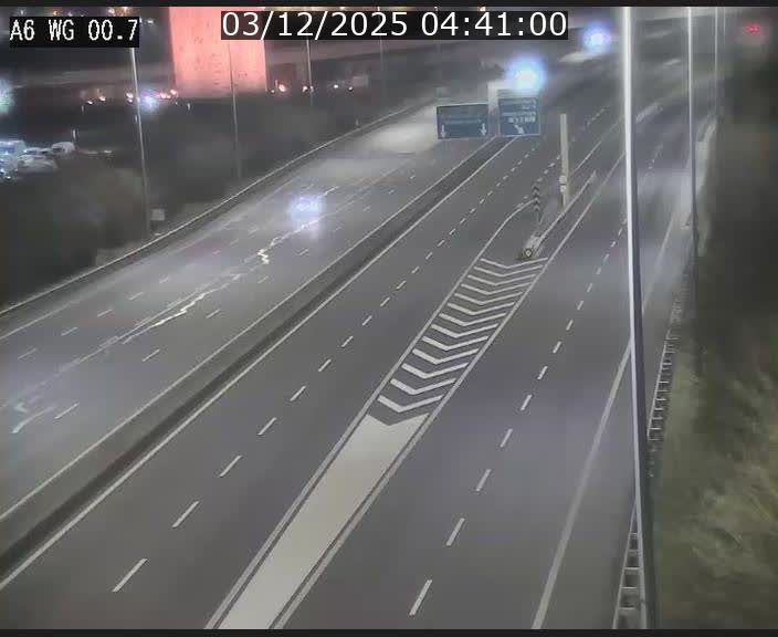 Traffic live webcam Luxembourg Croix de Cessange - A6 - BK 0.7 - direction A3 France