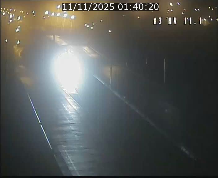 Traffic live webcam Luxembourg Croix de Bettembourg A3 - BK 11.1 - direction Luxembourg-ville