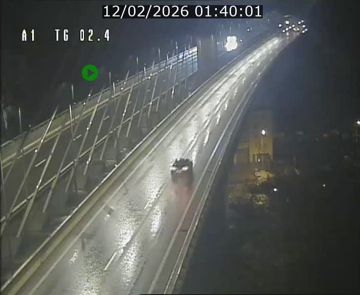 Traffic live webcam Luxembourg Sandweiler - A1 direction Luxembourg-ville - BK 2.4