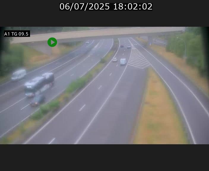 Traffic live webcam Luxembourg Jonction Grünewald - A1 direction Luxembourg-ville - BK 9.5