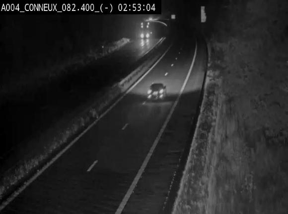 Webcam sur l'E411 avant les sorties 20 menant à Ciney, Dinant et Achêne. Vue orientée vers Namur