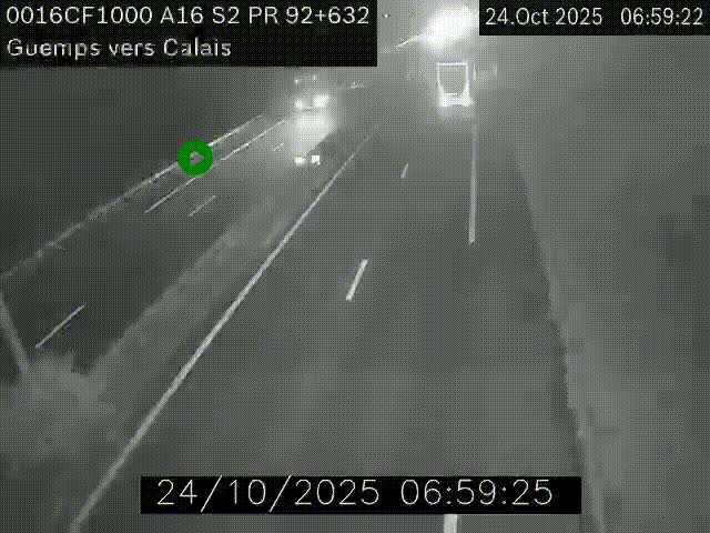 Webcam A16 juste après l'aire de repos d'Offekerque à Guemps. Vue orientée vers Calais