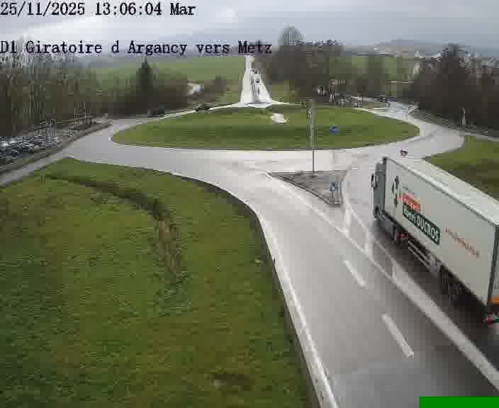 Webcam installée le long de D1 (France) à Argancy, pointée vers Metz, utile pour suivre précisément les conditions de trafic.