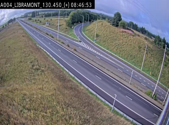 Webcam à Libramont sur l'E411 à la jonction avec la N89 menant vers Bouillon et la France. Vue orientée vers Arlon