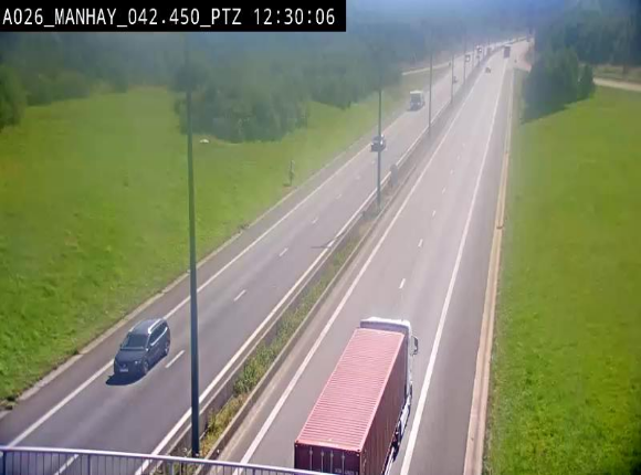 Webcam autoroute A26/E25 à hauteur de Manhay, à la jonction avec la N651 en direction de Liège - BK 42.4
