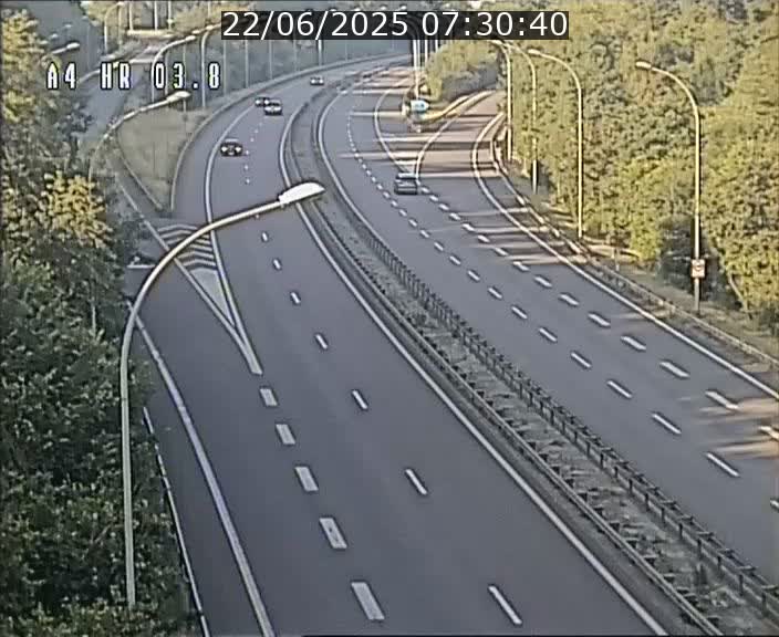 Webcam traffic A4 Luxembourg - BK 3.8 - Leudelange (direction Esch sur Alzette)