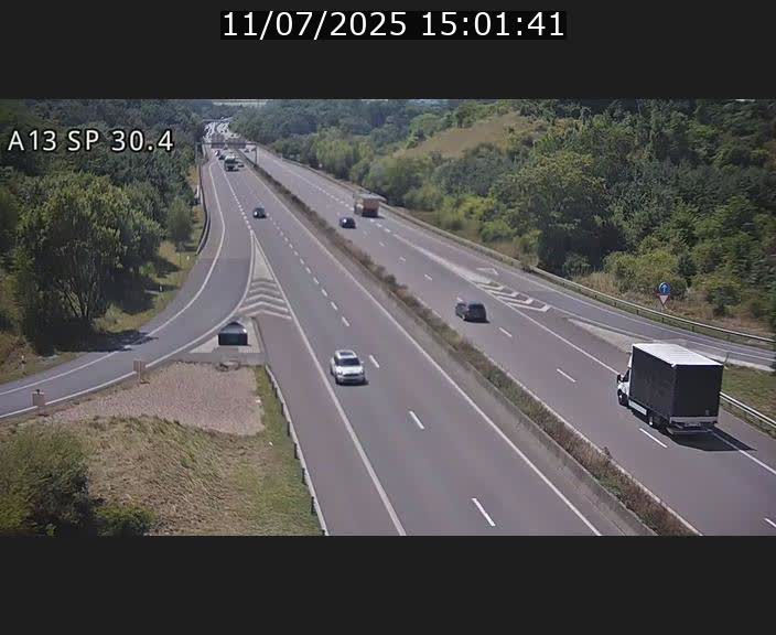 Traffic live webcam Luxembourg Altwies - A13 direction Luxembourg-ville - BK 30.4