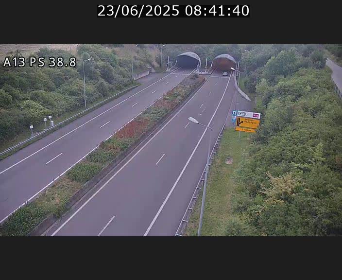 Webcam autoroute A13 à l'entrée ouest du tunnel Markusbierg à Schengen. Vue orientée vers Mondorf-les-Bains