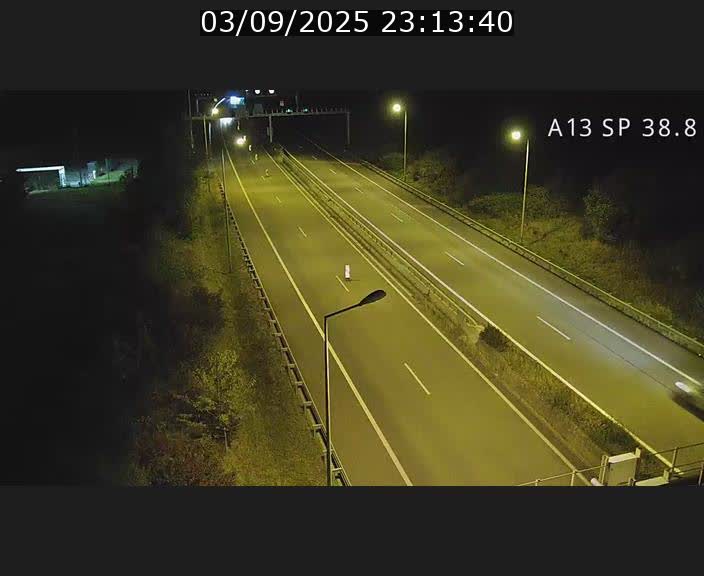 Webcam autoroute A13 à l'entrée ouest du tunnel Markusbierg à Schengen. Vue orientée vers le tunnel et l'Allemagne
