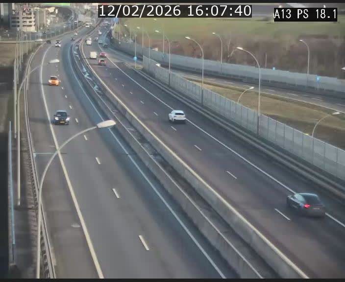 Traffic live webcam Luxembourg Dudelange - A13 direction Croix de Bettembourg - BK 18.1