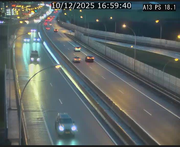 Traffic live webcam Luxembourg Dudelange - A13 direction Croix de Bettembourg - BK 18.1