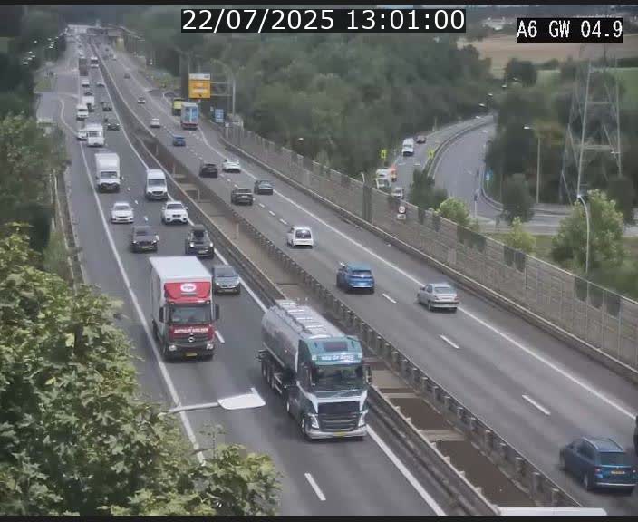 Traffic live webcam Luxembourg Croix de Cessange - A6 - BK 4.9 - direction Belgique