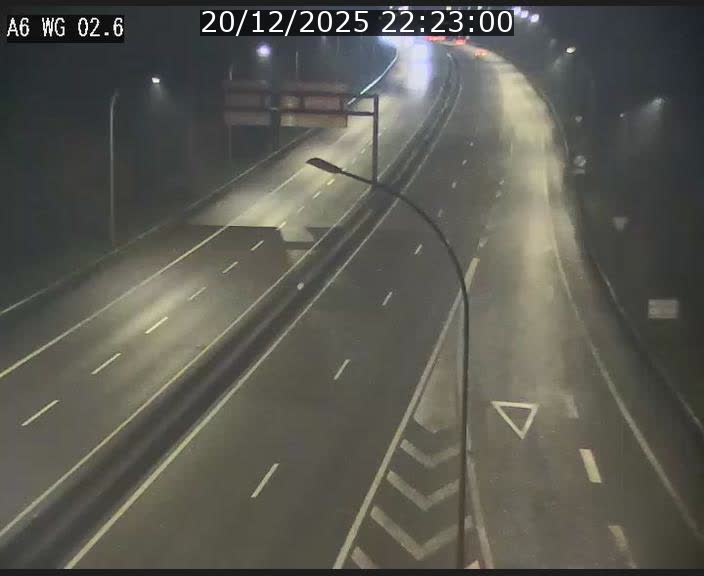 Traffic live webcam Luxembourg Croix de Cessange - A6 - BK 2.6 - direction France/Allemagne