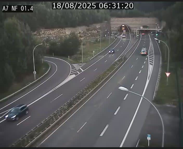 Caméra autoroute Luxembourg A7 - Echangeur Waldhaff - direction Tunnel Stafelter