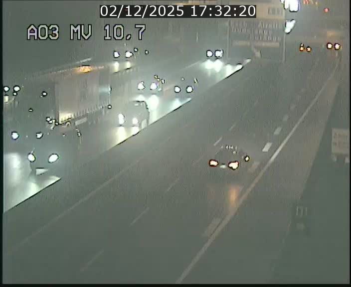 Traffic live webcam Luxembourg Croix de Bettembourg - A3 - BK 10.7 - direction France