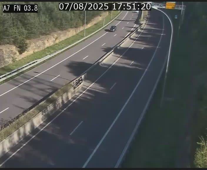 Caméra autoroute Luxembourg A7 - Passage à gibier Rëngelbour - direction Tunnel Stafelter