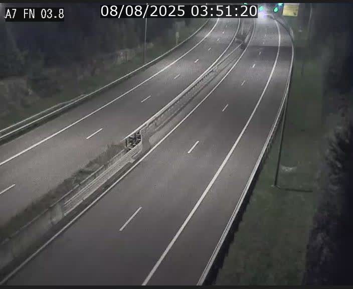 Caméra autoroute Luxembourg A7 - Passage à gibier Rëngelbour - direction Tunnel Stafelter