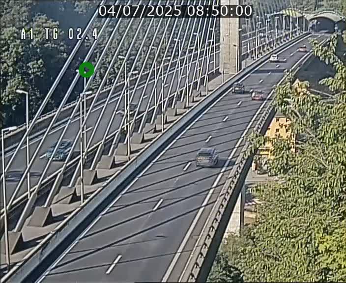 Traffic live webcam Luxembourg Sandweiler - A1 direction Luxembourg-ville - BK 2.4