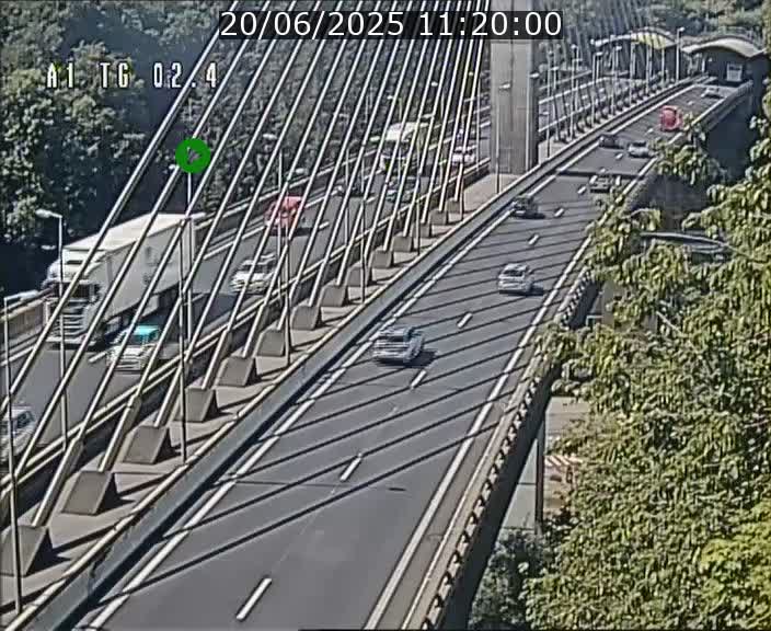 Traffic live webcam Luxembourg Sandweiler - A1 direction Luxembourg-ville - BK 2.4