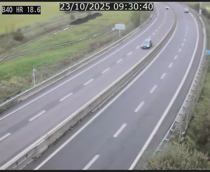 Webcam sur la route de liaison entre Micheville et Esch-Belval à la frontière entre le Luxembourg et la France. Vue orientée vers la Lorraine.
