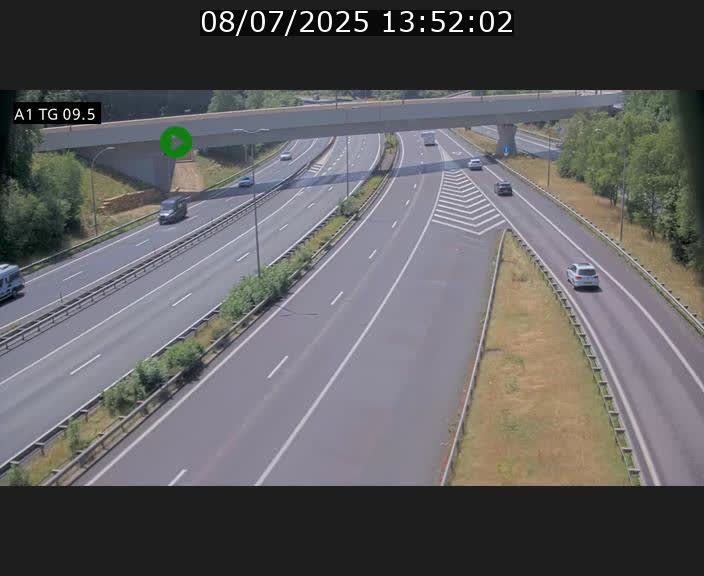 Traffic live webcam Luxembourg Jonction Grünewald - A1 direction Luxembourg-ville - BK 9.5